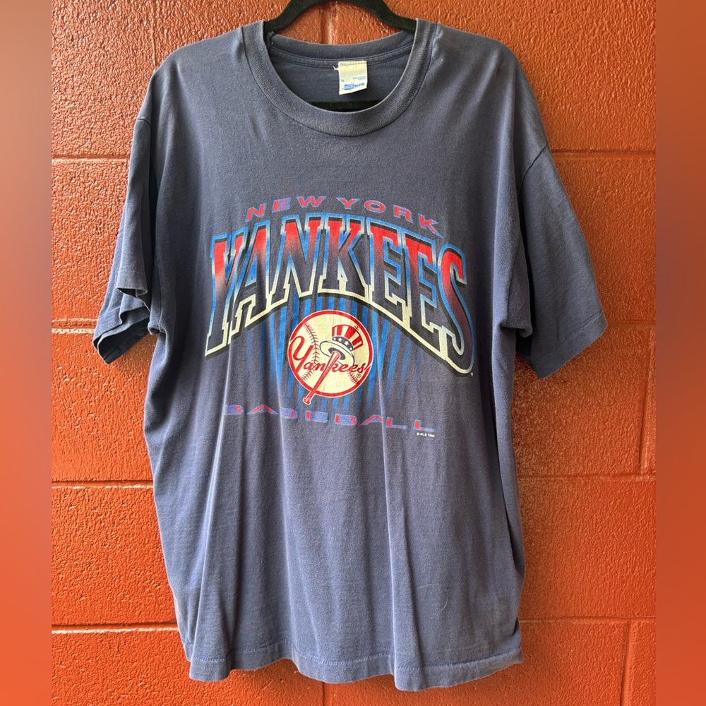 Vintage New York Yankees Tee